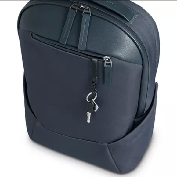 Troubadour Apex 3.0 Waterproof Laptop Backpack, Basalt - Picture 4 of 8